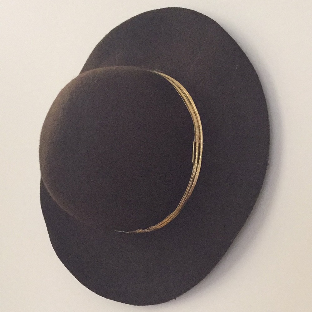 Gap kids dark brown suede hat